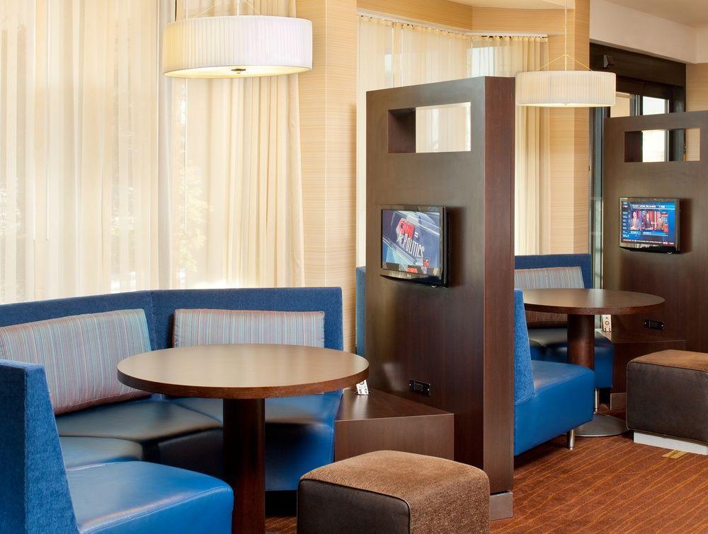 Hotel Courtyard Newark Liberty International Airport Extérieur photo