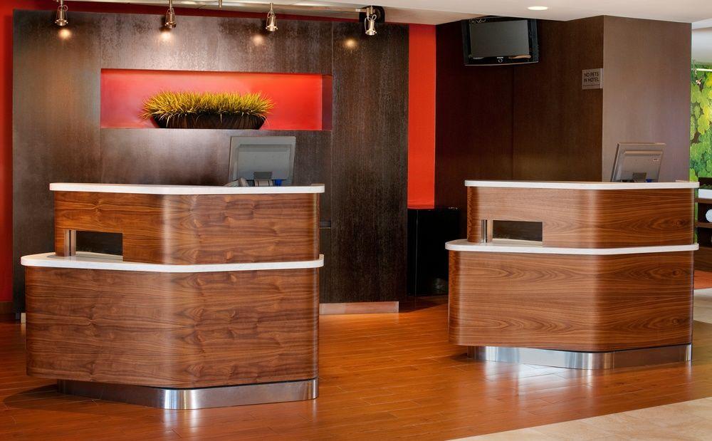 Hotel Courtyard Newark Liberty International Airport Extérieur photo