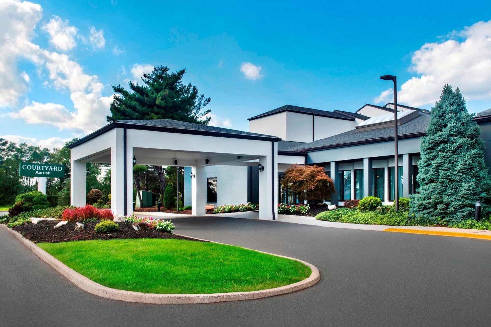 Hotel Courtyard Newark Liberty International Airport Extérieur photo