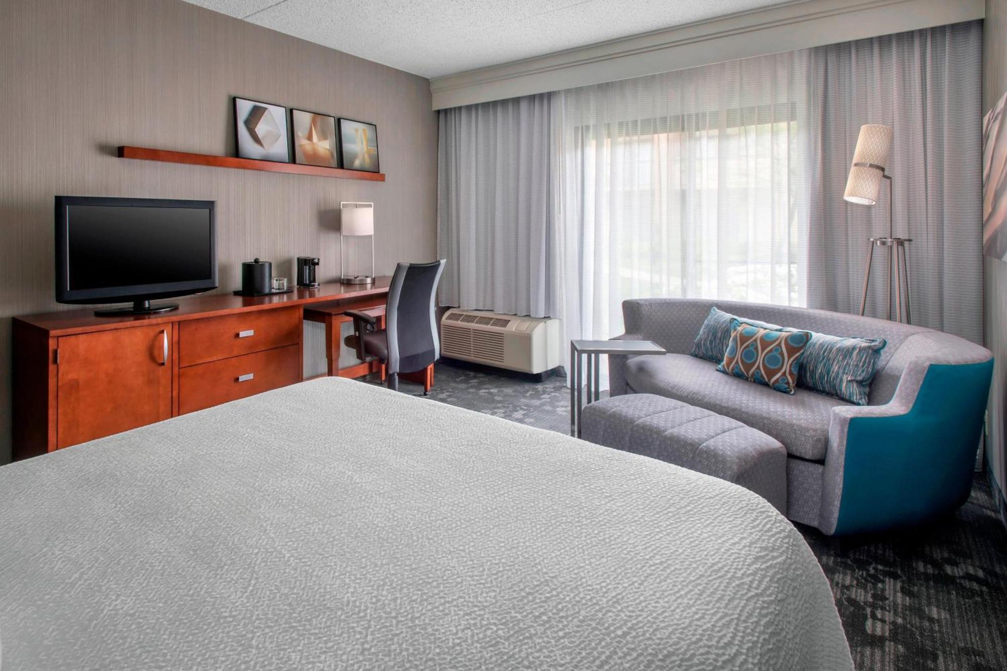 Hotel Courtyard Newark Liberty International Airport Extérieur photo